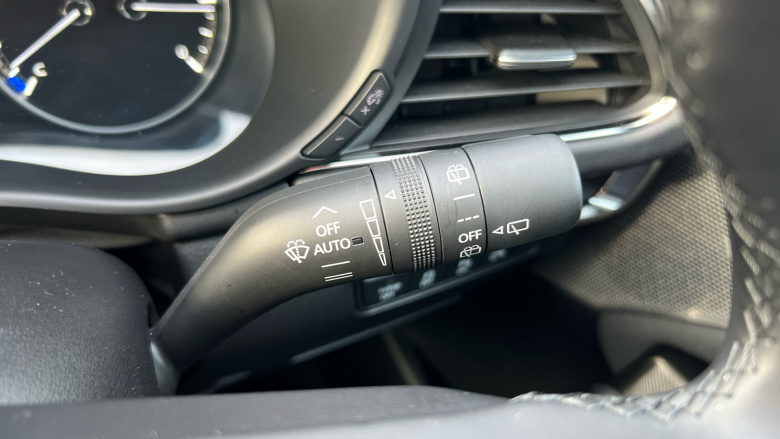 Mazda 3 2.5 e-Skyactiv G MHEV [140] Exclusive-Line 5dr Petrol Hatchback